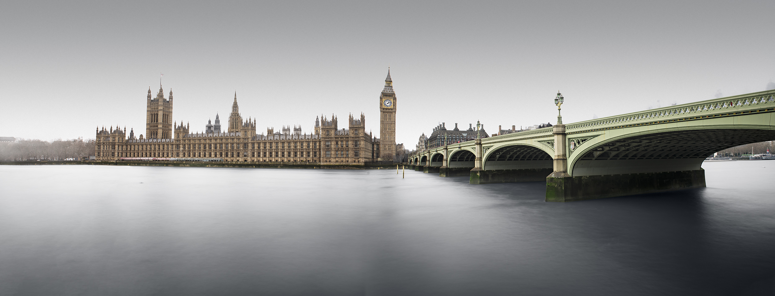 LONDON 13.13 -UK -2023