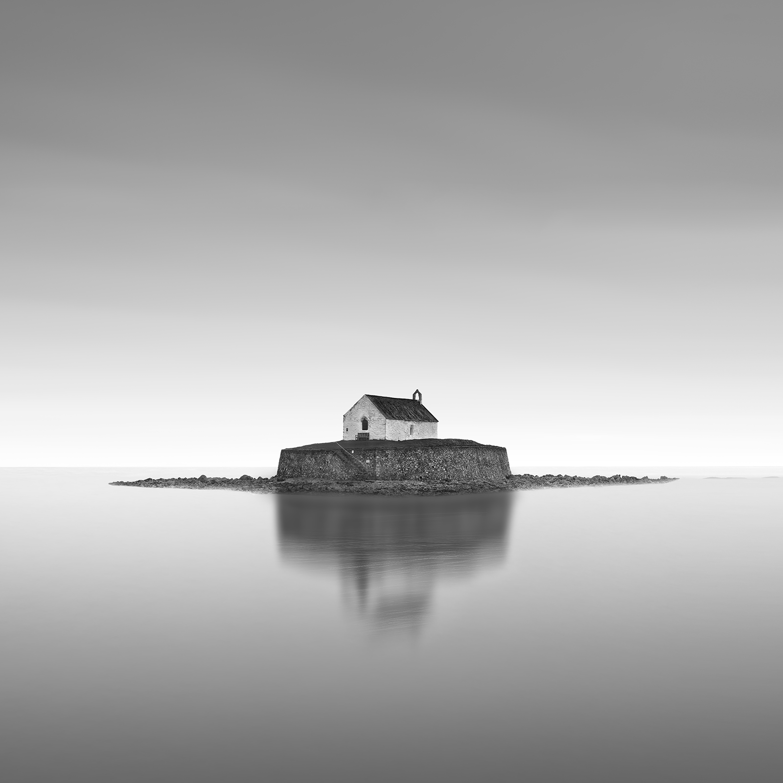 SOLITUDE -UK -2023