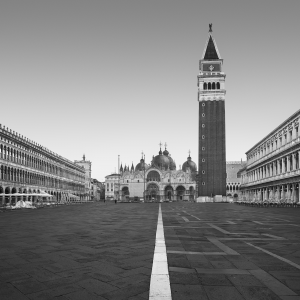 PIAZZA -ITALY -2025